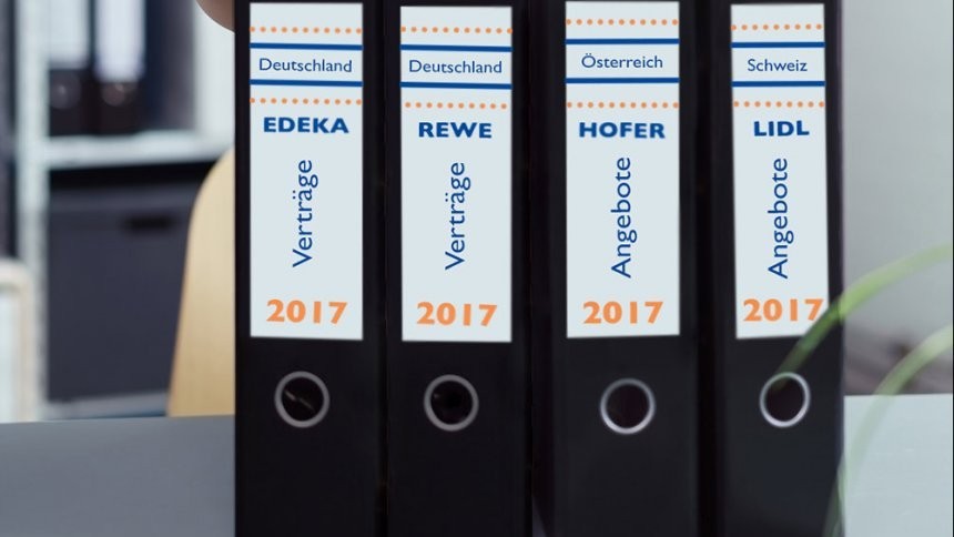 Fotolia 114981523 Etikete registratorji oranzna modre linije uporaba