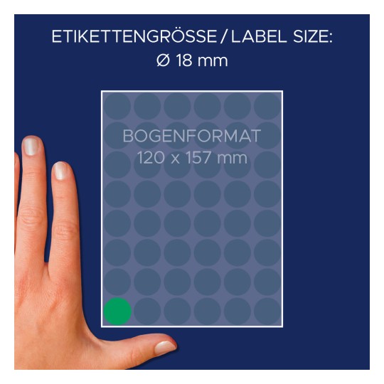 Slika prikazuje roko poleg lista z nalepkami, ki označuje velikost nalepk kot Ø 18 mm in format lista kot 120 x 157 mm. Ozadje je temno modre barve, nalepke pa so razporejene v obliki mreže.