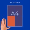 Roka ob grafičnem obrisu strani A4 z barvnimi kvadranti in dimenzijami na modrem ozadju?