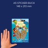 Slika prikazuje roko, ki drži pisano nalepkasto knjigo velikosti A5 s piratsko tematiko, z naslovom 'Mein Stickerbuch Piraten'. Na naslovnici so ilustracije piratov, papige, delfina in različnih igrivih dizajnov. Na njej piše, da je vključenih 112 nalepk, ozadje pa je svetlo modre barve.