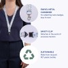 Slika prikazuje cvetlični trak z označenimi lastnostmi, vključno z vrtečim se kovinskim karabinom, varnostnim zaponko in informacijami o izdelavi iz recikliranih PET plastičnih steklenic.