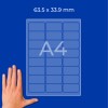 List A4 s pravokotnimi nalepkami velikosti 63,5 × 33,9 mm in roko v spodnjem levem kotu?